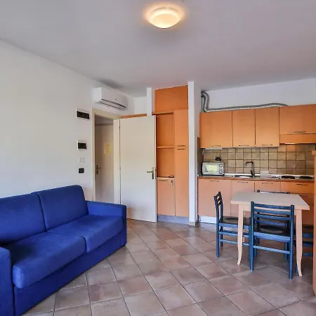 La Lanterna سان فينتْشينسو