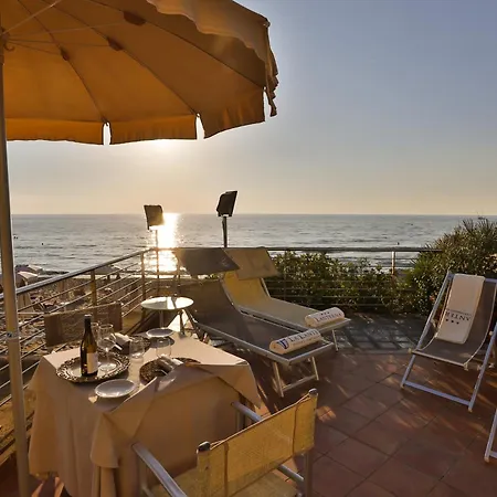La Lanterna 4* سان فينتْشينسو