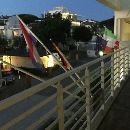 La Lanterna شقة فندقية 4*