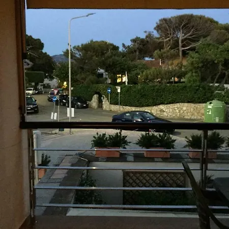 Ξενοδοχείο με διαμερίσματα La Lanterna