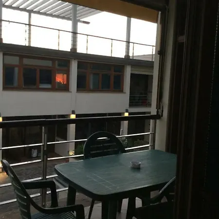 Ξενοδοχείο με διαμερίσματα La Lanterna 4*