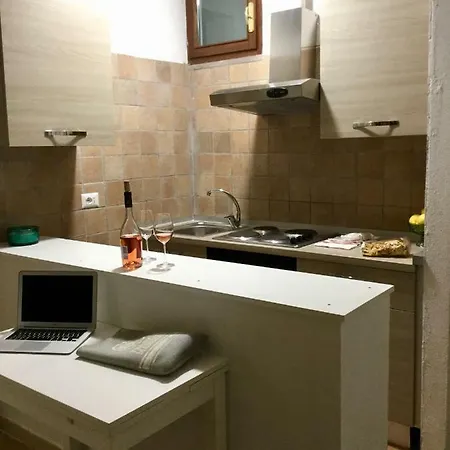 La Lanterna 4*